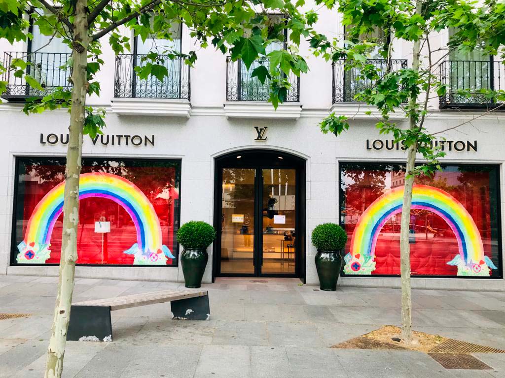 Louis Vuitton: The Rainbow project tem vitrines colaborativas - Harper's  Bazaar » Moda, beleza e estilo de vida em um só site