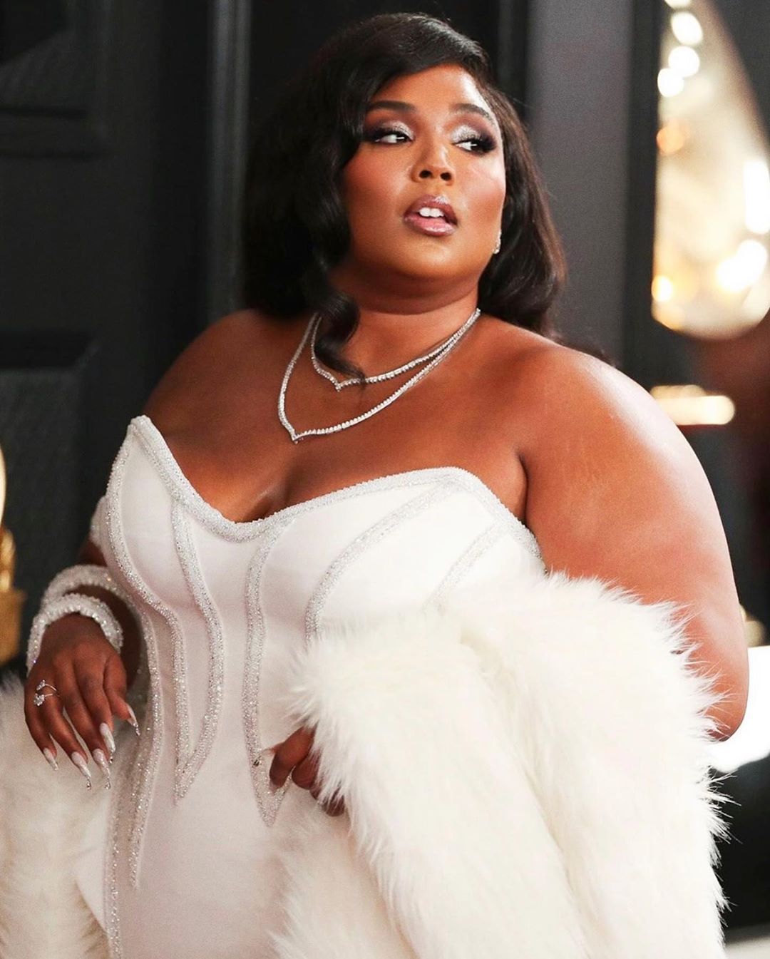 Lizzo revela que não acredita em monogamia – Nova Mulher