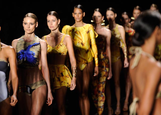 Final do desfile da Água de Coco - Foto: Agência Fotosite