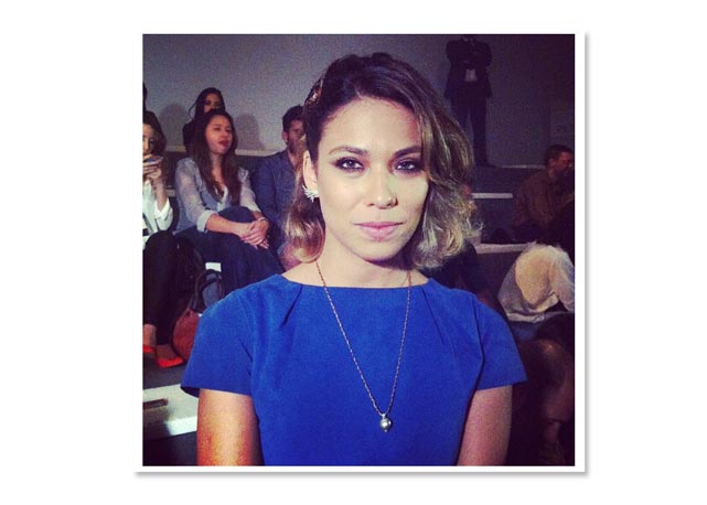 Bia Anthony clicada pelo Instagram @BazaarBR, no SPFW - Foto: Reprodução/Instagram