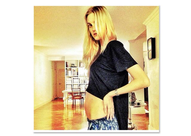 Baby bump de Carol Trentini no Instagram! - Foto: Reprodução/Istagram