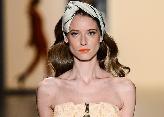  Fabi Mayer no desfile da Forum - Foto: Agência Fotosite