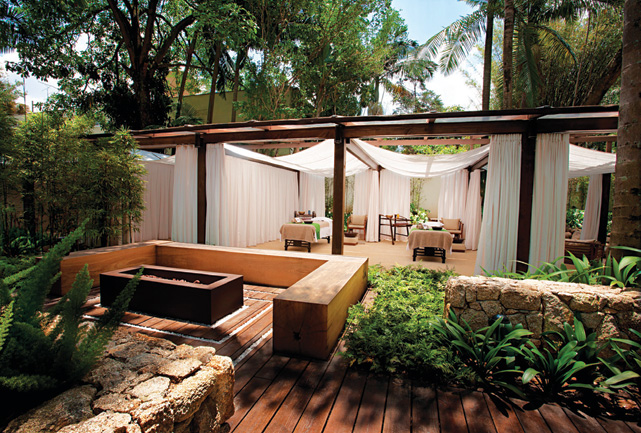 Uma das salas externas do spa Kennzur, em São Paulo - Foto: Divulgação
