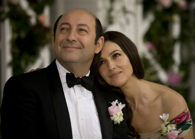 Monica Belluci como Giovanna em cena de "Aconteceu em Saint Tropez", de de Danièle Thompson - Foto: Reprodução