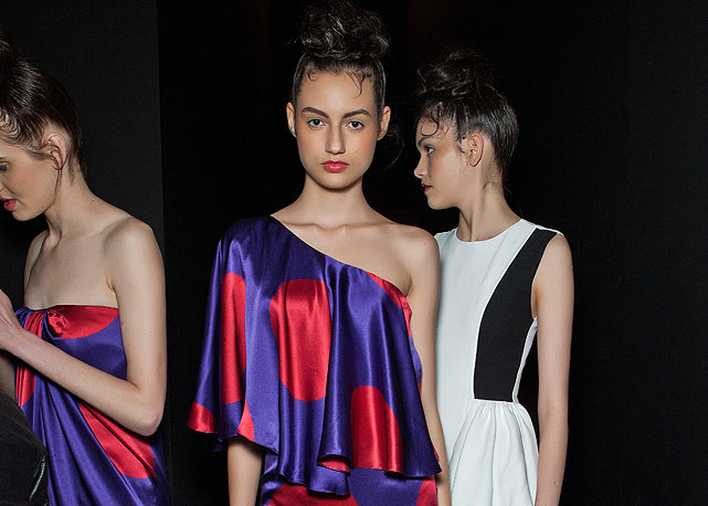 Bazaar no backstage da Alessa - Foto: Paulo Reis/Harper's Bazaar