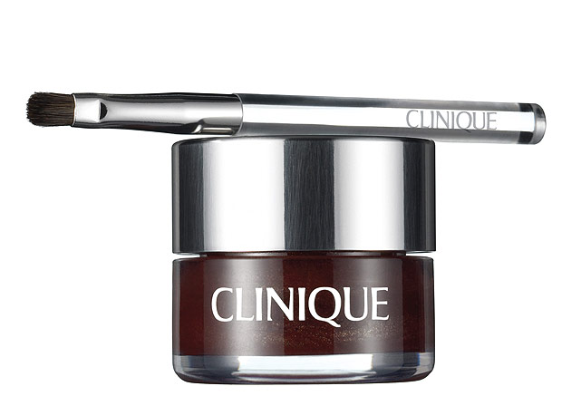 O Brush-On Cream Liner é um delineador em gel em que sua textura desliza facilmente para uma aplicação mais precisa - Foto:Divulgação