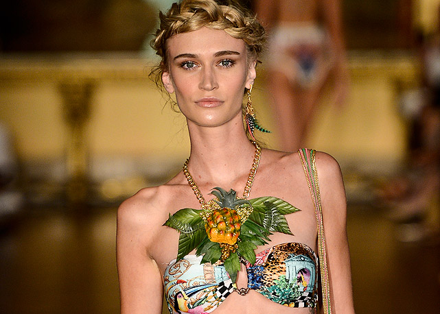 Desfile de verão 2014 da Blue Man, no Fashion Rio - Foto: Agência Fotosite