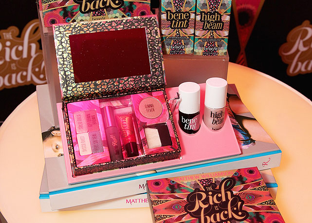 Kit de make by Matthew Williamson - Foto: Getty Images
