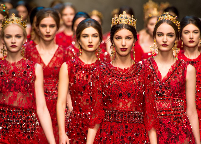 Vermelho fecha o desfile da Dolce & Gabbana - Foto: Dilvulgação