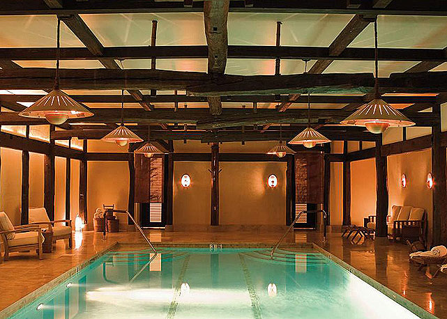 A piscina do Spa Shibui dentro do hotel Greenwich - Foto:Reprodução