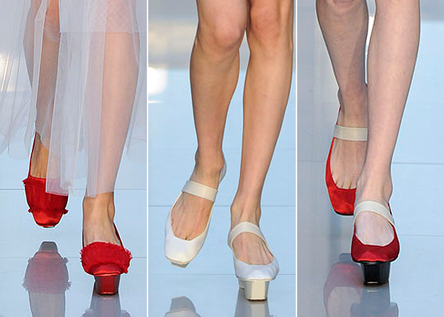 Três modelos clicados na passarela de verão 2014 de Gloria Coelho - Foto: Agência Fotosite