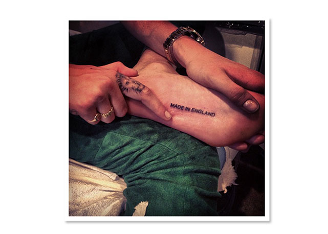 A mais recente tatuagem de Cara, no Insta! - Foto: Reprodução/Instagram