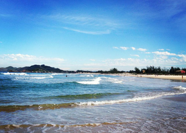 Praia da Ferrugem - Foto: Marina Sanvicente