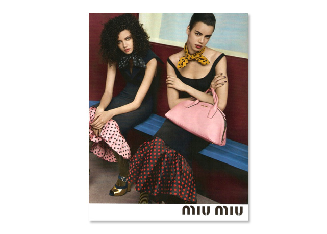 Marina Nery e Hind Sahli  estampam a campanha de inverno 2014 da Miu Miu  - Foto: Divulgação
