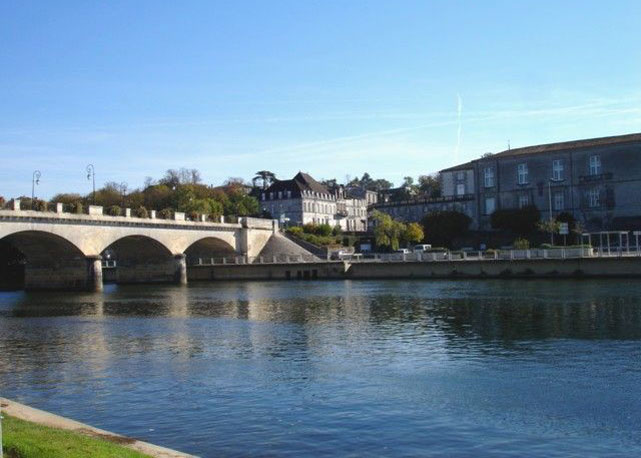 Cognac, na França - Foto: Reprodução