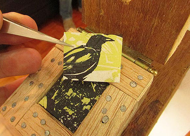 Uma das mini xilogravuras Ulysses - Foto: divulgação