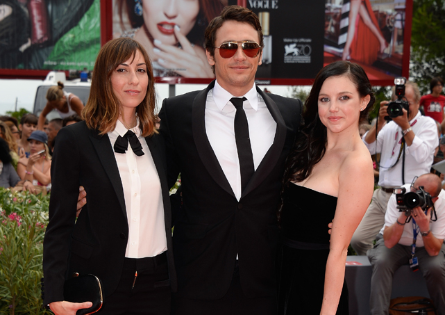 Gia Coppola ao lado de James Franco e Claudia Levy - Foto: Getty Images