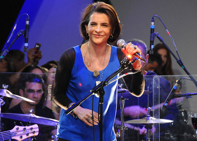 Marina Lima no palco da Casa Itaim, em SP - Foto: Alexandre Vahia/SiteRG