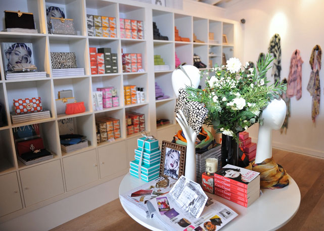 Interior da pop up store da Harper's Bazaar UK no Bicester Village - Foto: Divulgação