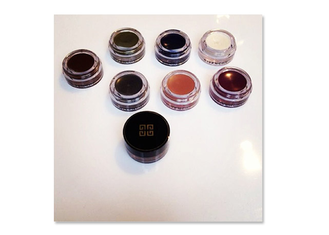 Sombras cremosas para usar de várias formas - Foto: reprodução/Instagram/@rafasiqueira