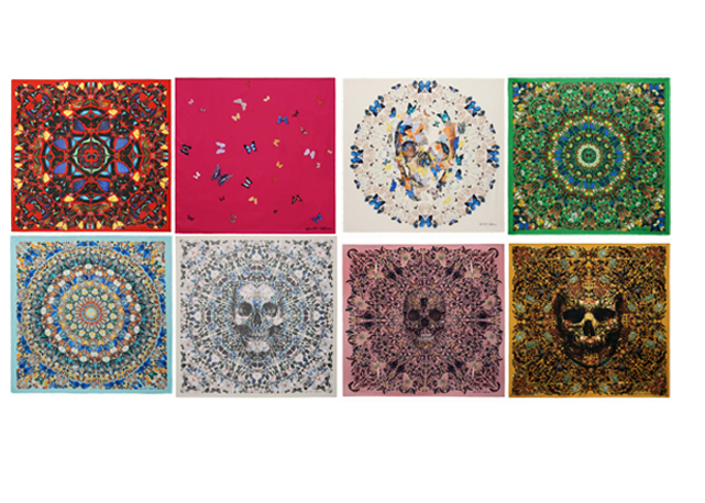 Algumas das 30 estampas que o artista desenvolveu para a comemoração de 10 anos das icônicas scarfs da grife - Fotos: Reprodução