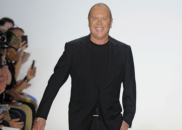 Michael Kors ao final do seu desfile de verão 2014 - Foto: Getty Images