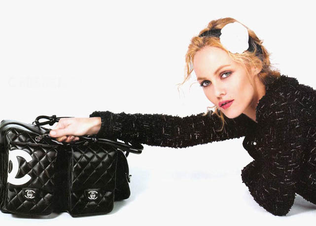 Vanessa Paradis na campanha da Chanel bag - foto: divulgação
