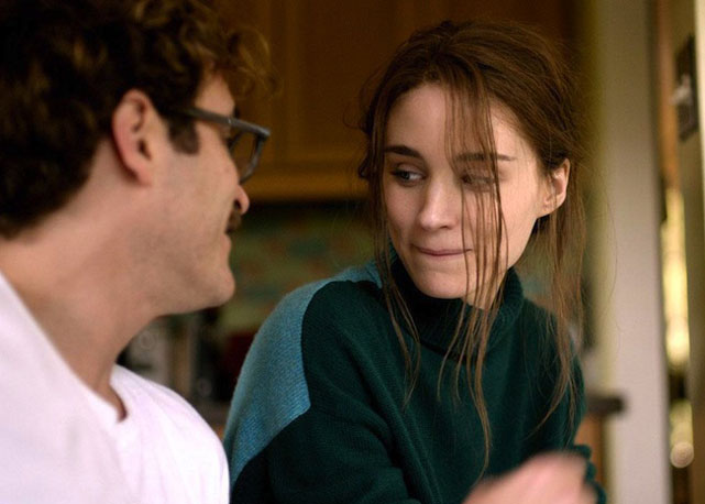 Joaquin Phoenix e Rooney Mara em cena do filme - Foto: reprodução