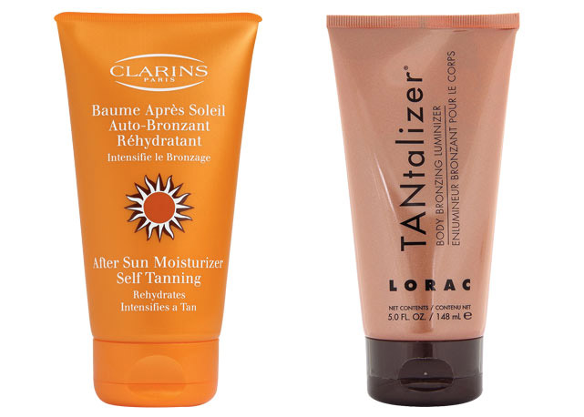 À esquerda, hidratante Baume Après Soleil, da Clarins (R$ 114); à direita, iluminador para o corpo Tantalizer, da Lorac (US$ 32)  - Foto: reprodução/Harper's Bazaar