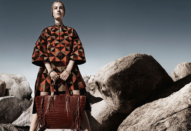 A nova campanha de verão da Valentino - Foto:Craig McDean/ divulgação