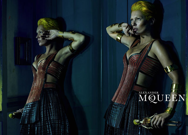 Kate Moss é a nova garota propaganda da Alexander McQueen - Fotos: Reprodução