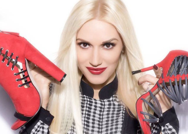 Gwen com dois de seus modelos - Foto:divulgção