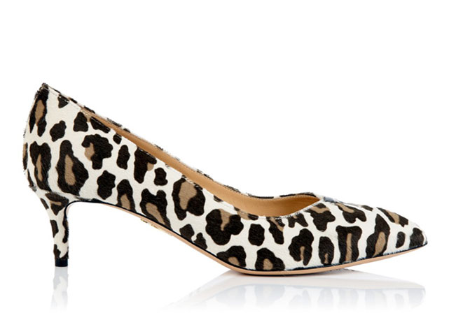 Sapatos com salto mais baixo também fazem parte da nova coleção da designer - Foto: Reprodução