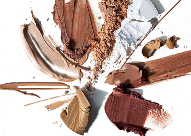 1. Bronzeador The Multiple,Nã Pali Coast (R$ 169), Nars; 2. Base Studio Tech (R$ 139), M.A.C; 3. Base Satin Liquid Foundation (R$ 240), Tigi; 4. Corretivo iluminador Finish Cream Concealer (R$ 182); 5. Primer 3 em 1 (R$ 30), Quem Disse, Berenice?; 6. Iluminador Illuminating Shimmer Cream (R$ 64), Art Deco; 7. Base matificante Diorskin Airflash Matte Touch (R$ 256), Dior; 8. Pó finalizador HD Pressed Powder (R$ 185), Make Up Forever; 9. Corretivo cremoso para face (R$ 98), BareMinerals; 10. Base para contorno e bronzeador Matte Multiple Altai (R$ 169), Nars - Foto: Cesar Cury