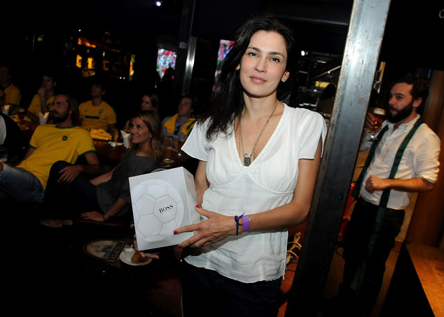 Marina de la Riva e sua bola customizada da Hugo Boss - Foto: Alexandre Virgilio/SiteRG