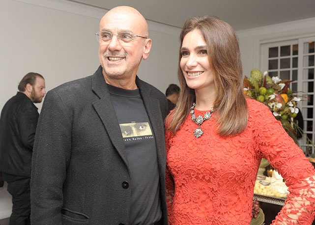 Os anfitriões Adriana Bozon e Nelson Avarenga – Foto:Rodrigo Zorzi/divulgação