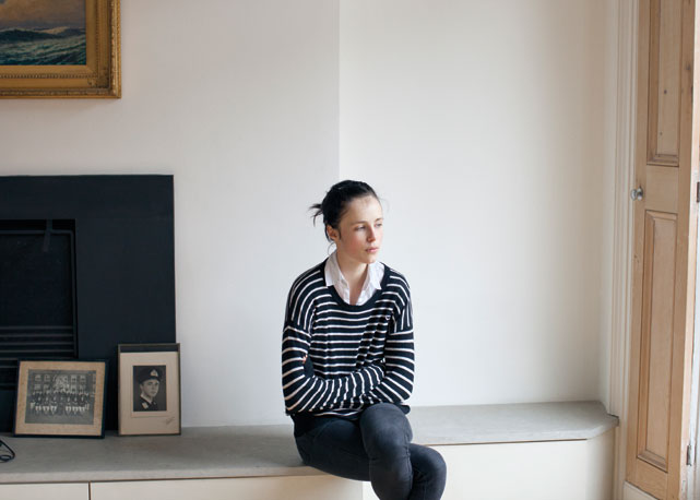 A top em sua casa, em Londres - Foto:Linda Brownlee/ reprodução