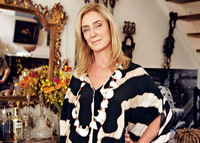 Teresa com caftã Adriana Degreas e colar comprado em Berlim - Foto:Thiago Justo/Harper's Bazaar Brasil