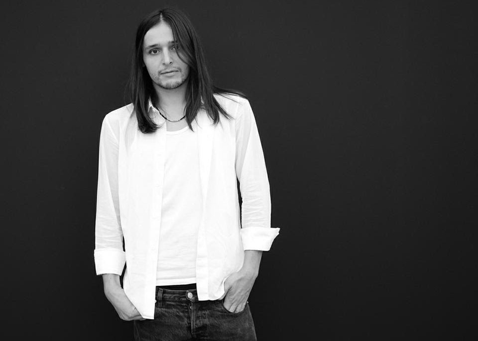 Retrato do estilista Olivier Theyskens - Foto: reprodução