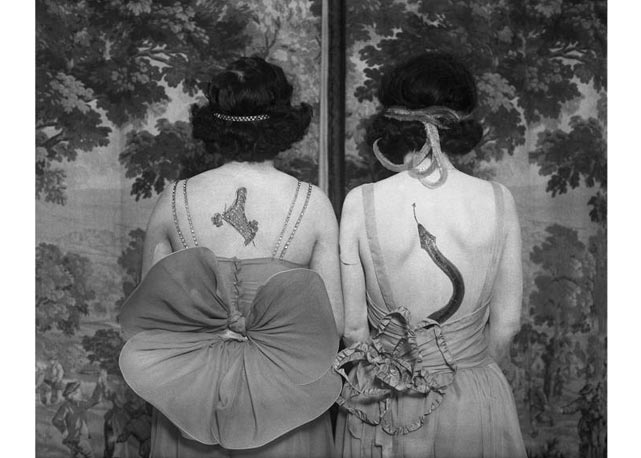 Tatuagem é destaque no Quai Branly Museum - Foto: reprodução/Harper's Bazaar
