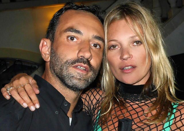 Tisci com Kate Moss, em Ibiza - Foto: reprodução/Instagram