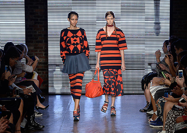 Listras dominam o verão 2015 da DKNY - Foto: Getty Images