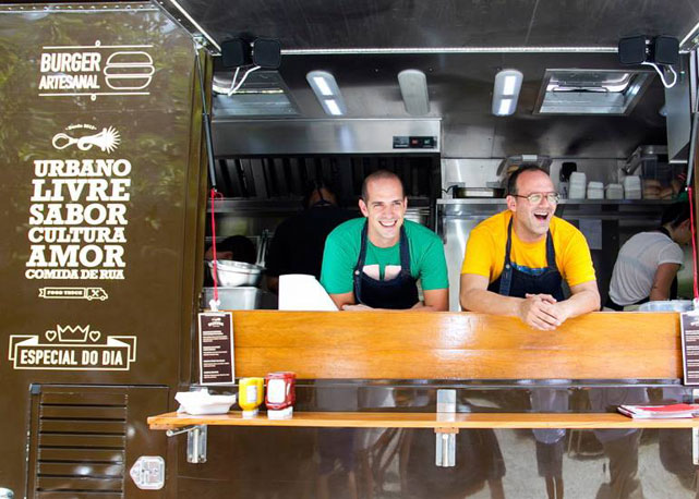 Na foto, o Buzina Food Truck, um dos participantes desta edição especializado em lanches pra lá de originais - Foto: reprodução