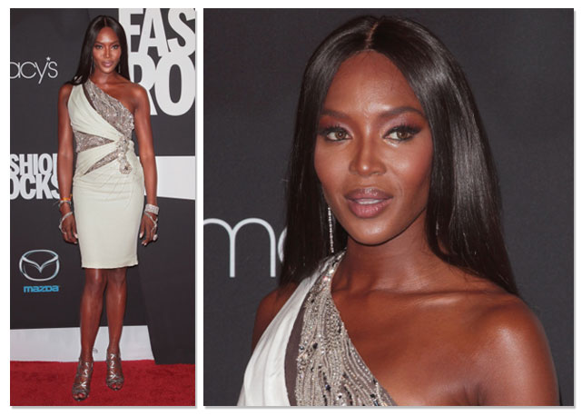 Naomi Campbell veste Versace para Fashion Rocks - Foto: Getty Images