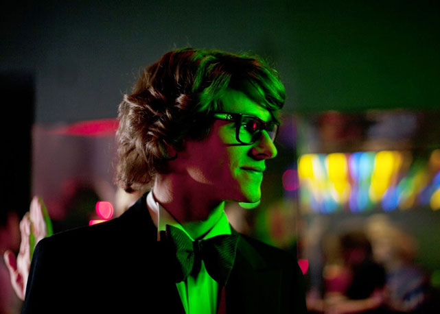 Gaspard Ulliel na pele de Yves Saint Laurent - Foto: divulgação
