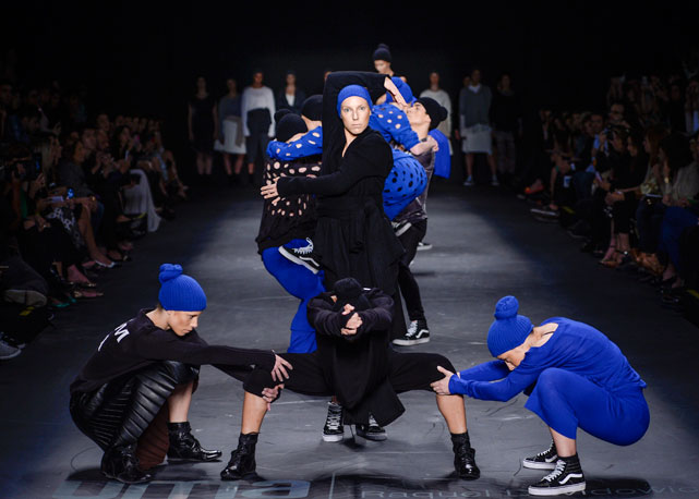 A performance da a São Paulo Companhia de Dança, no inverno 2014 da UMA - Foto: divulgação