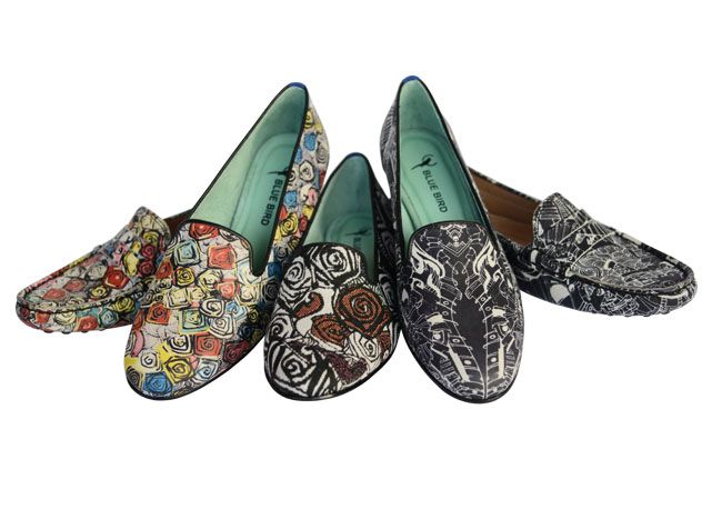 Mocassins e slippers, R$ 462 (cada par), da Blue Bird Shoes - Foto: reprodução/Harper's Bazaar