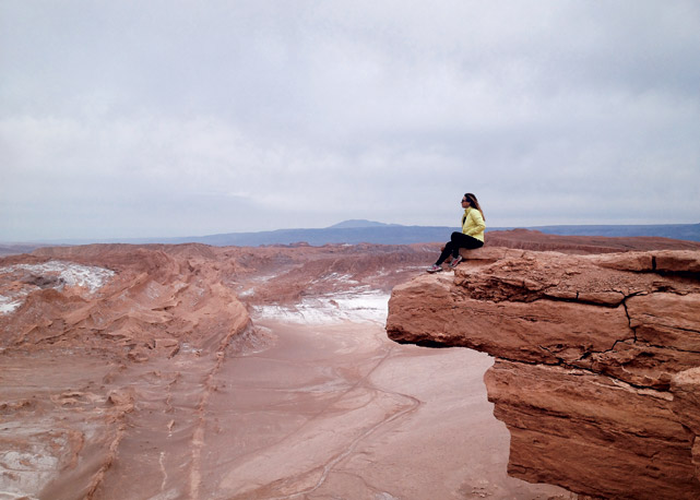 A geografia do Valle de La Muerte lembra a aridez do solo de Marte - Foto: reprodução/Harper's Bazaar