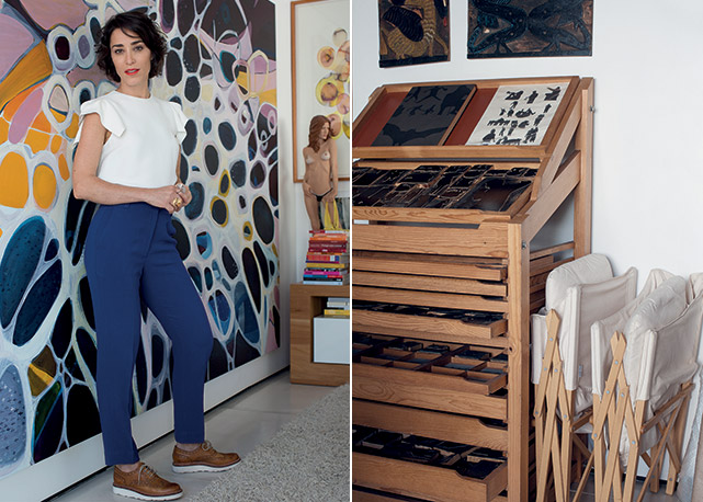 À esquerda, Gabriela veste top Miu Miu, calça Andrea Marques, anéis Pedro Lourenço para Jack Vartanian e sapatos Grenson. À direita, peça de Erick Beltrán; no alto, desenhos p&b de Thiago Rocha Pitta, escultura com painéis de acrílico de Lucia Koch - Foto: reprodução/Harper's Bazaar