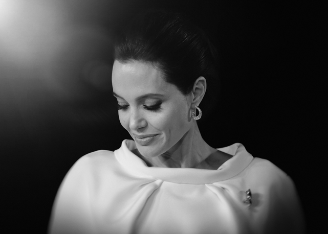 Angelina Jolie na pré estréia de Unbroken em Londres - Foto: Getty Images